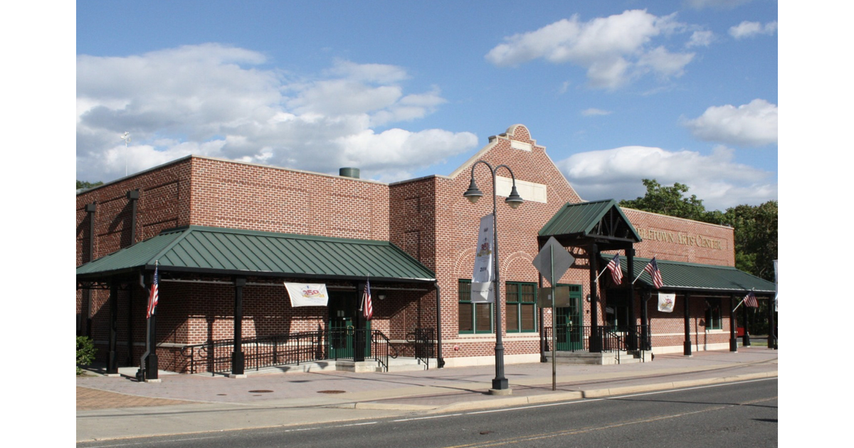 Middletown Township to develop a comprehensive Master Plan