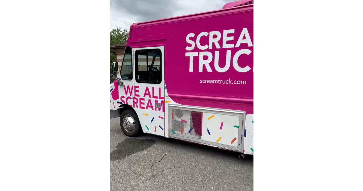 South Plainfield Seniors Celebrate Father’s Day with Friends South