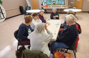 Carousel image dfbf933653d137b5bb8e seniorcenter1
