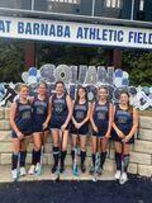 Carousel image f52be25c2ac023389b83 seniors field hockey