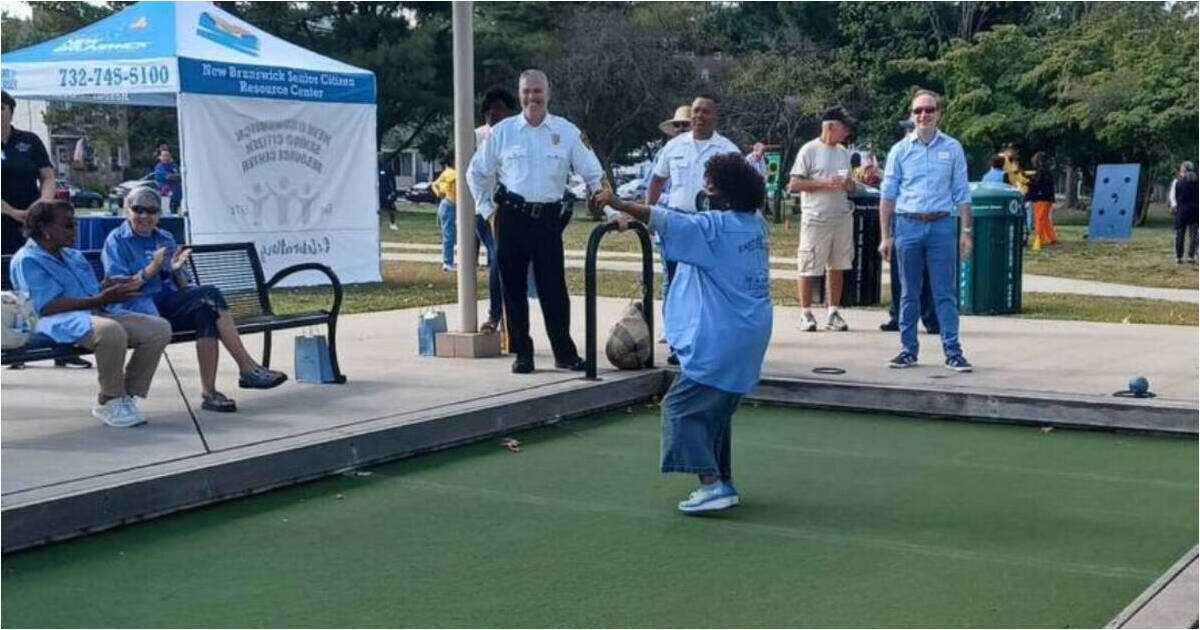 Bocce Ball, Raffles, Badminton Highlight Annual Mayor's Picnic at New Brunswick Senior Center