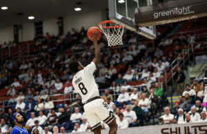 Carousel image 57b74bbcba96e389c973 simmons2