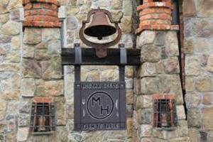 Carousel_image_e94c2a68866e92a90e45_sign