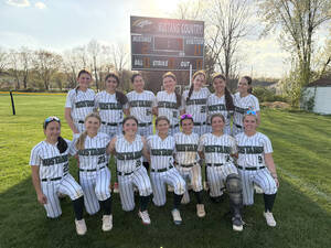 Carousel image 1d99b8348511e1a7c49b softball team 2026 morristown 4.16.26