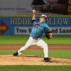 Carousel image 214efec55e155f73c13e sompixpats2025trentsellerspichingdiners