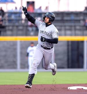 Carousel image 3d31c556150a57a69662 sompixpats2026cobymoralesfistintheairhrtrot