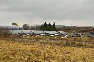 Carousel image 89559e0d190a1162542f solar farm