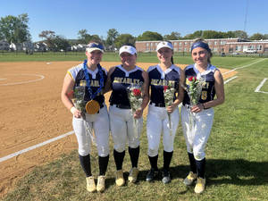 Carousel image ba7efd0a068b49b70ac7 softballseniors