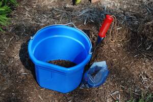 Carousel image bcefc46ab7ddd1483dcb soil test 300dpi mmyers
