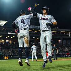 Carousel image d746fe358e071be614b5 sompixpats2025spencerjonescelebrates