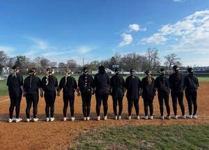 Carousel image d127e1371e1841bd995c spsoftballcover