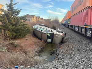 Carousel image fe5e14917574ee19dfdc sp train car crash 12 9 25 cr majestic towing 1