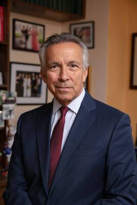 Carousel image 73cb2a4c4d9e3e49b3bd ss head shot 2023 pediatric surgeon steven stylianos  md