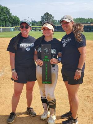 Carousel image 13540e9d0790c70b8815 steinert walsh softball