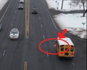 Carousel image a7f08798c0658d99a11a stopped school bus 1 cr pway police
