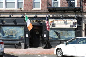 Carousel_image_bd4c998e2d9d0e3713cf_stjamesgate