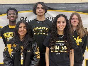 Carousel image e1ec8f15d9459fc47f40 standout student athletes 2025 cr district