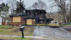 Carousel image clone 1720272 be3c2448f39143006d51 succasunnahousefire