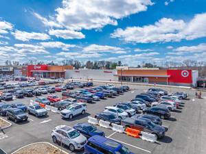 Carousel image 5821dd0ad80e63889f5b target  west orange plaza  15 of 33 