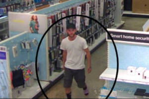 Carousel image 894ff2 shoplifter doylestown target