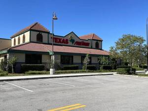 Carousel image 1c9be8e38b3f5198724f texas roadhouse coconut creek