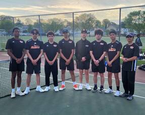 Carousel image 98f84720e7cbbb9812b9 tennis