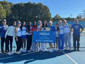 Carousel image a645dc048be3d243e10d tennis
