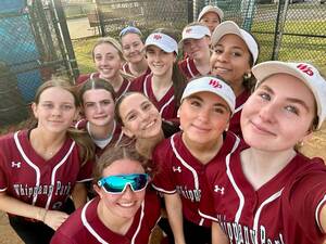 Carousel image b739e19473d29073a53e team selfie