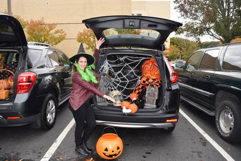 Trunk or treat 2.jpg