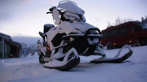 Carousel image 7e16dd135c72fa009364 trekandco snowmobile 3793720