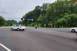 Carousel image f0884e raffic signals out oylestown