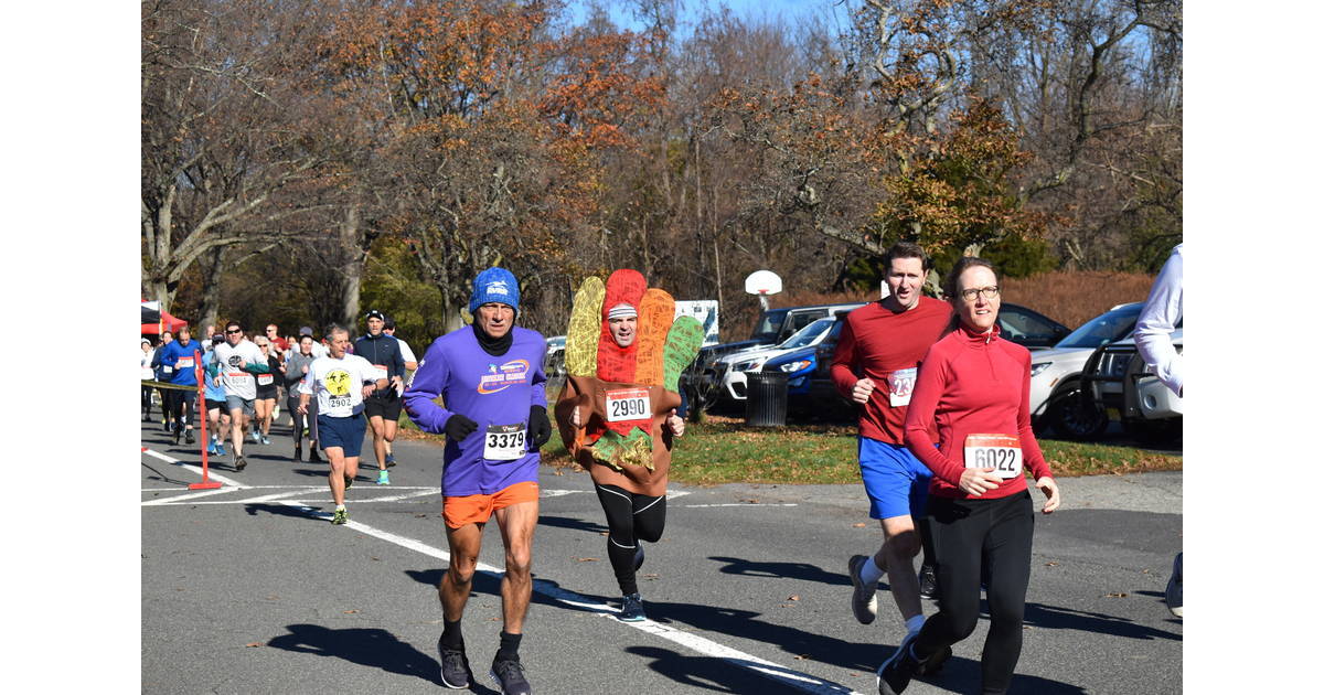 Westfield 2022 Turkey Trot 3 Races, 924 Runners, 10 Gallons of Noodle