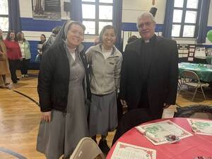 Carousel image 27719bec503881fcc7b3 u1