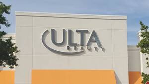 Carousel image 7ede4b42f9866d34ad83 ulta beauty exterior