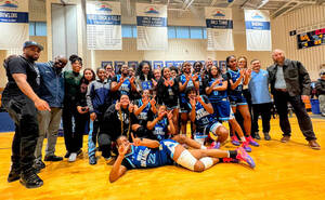 Carousel image 8c30203bb3e26a15d470 unnamed  38 