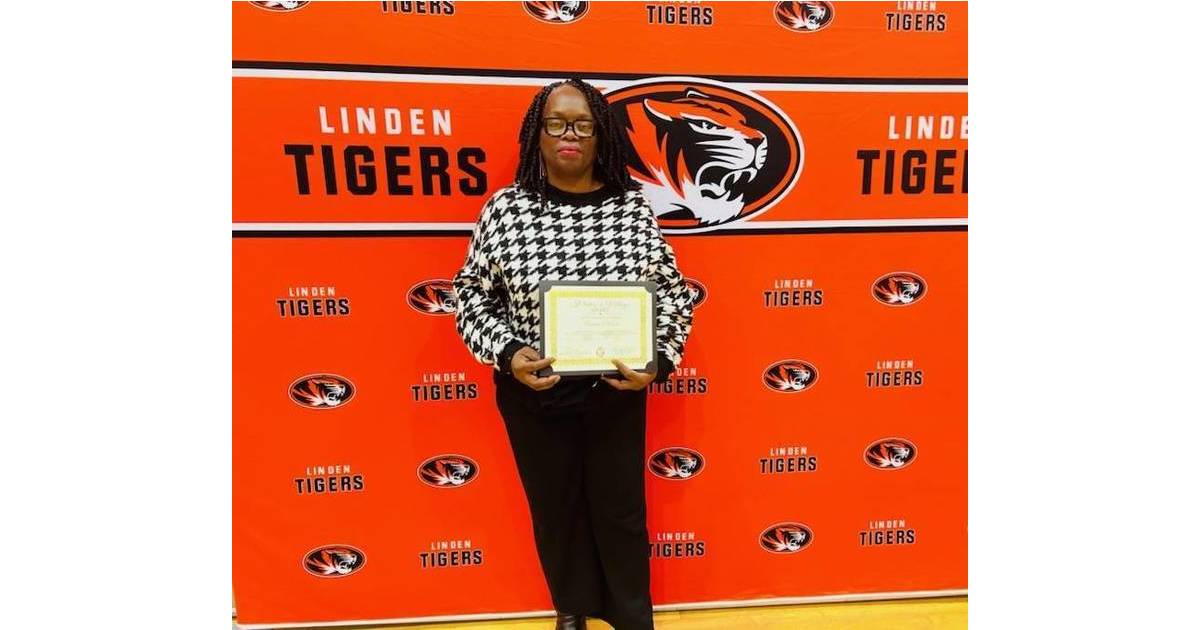 TAPinto Linden Publisher Honored by Linden Board of Education