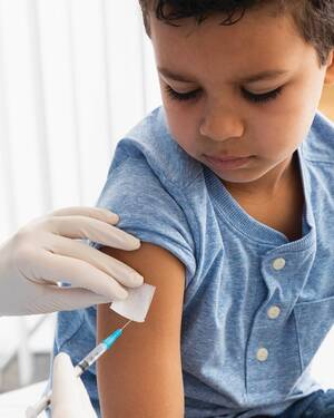 Carousel image 33a5a32561fbec44f2c3 vaccines
