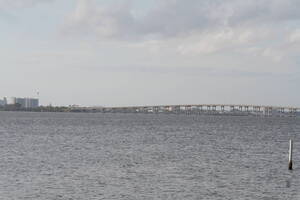 Carousel image 88e2b9c518550455d099 view of melbourne and melbourne causeway