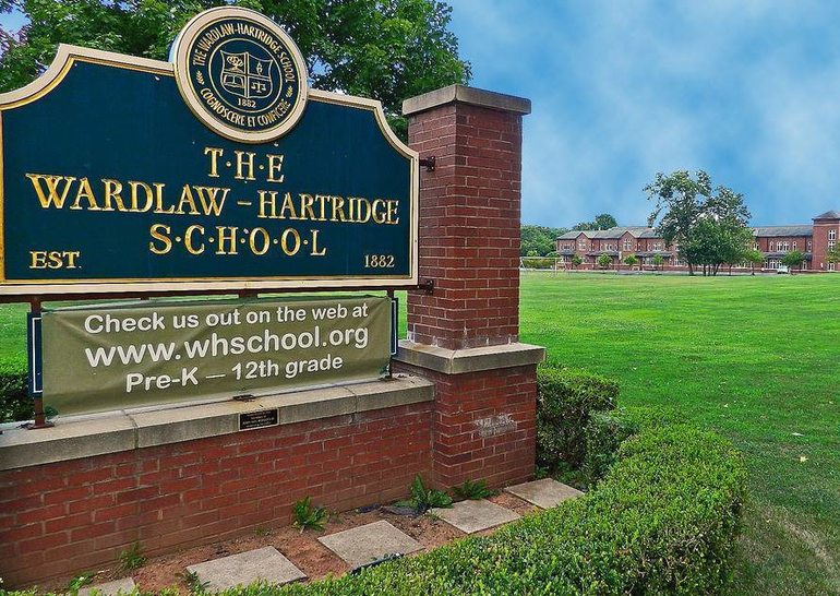 Wardlaw + Hartridge sign.png