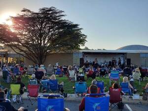 Carousel image beecfe2ab2c284783aa2 wayne summer concert series