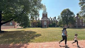 Carousel image 167bbd02bba727a6b37b westminster internal courtyard