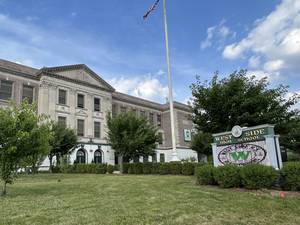Carousel image 3b87d1 est ide igh chool is seen onday une
