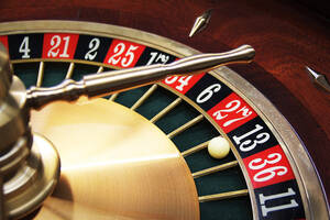 Carousel image aa06dcf3a65ba72c86c1 web   casino royale