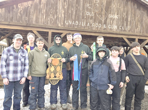 Carousel image 37ab8b2083e9e167b7e4 winter wolves bring home golden snowshoe photo