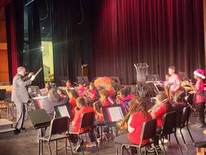 Carousel image a38f9fa27098f7842b55 winterconcert1