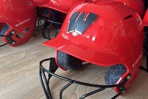 Carousel image 5a2a1afffedcaf6610b9 woodbridge softball helmets