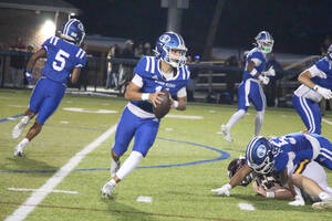Carousel image 5d1bdd5bdb71c9005021 wood ridge quarterback chris rios