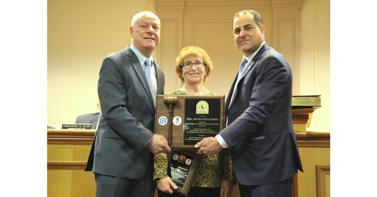 WoodRidge Honors Ricccardellas for Years of Service to the Borough