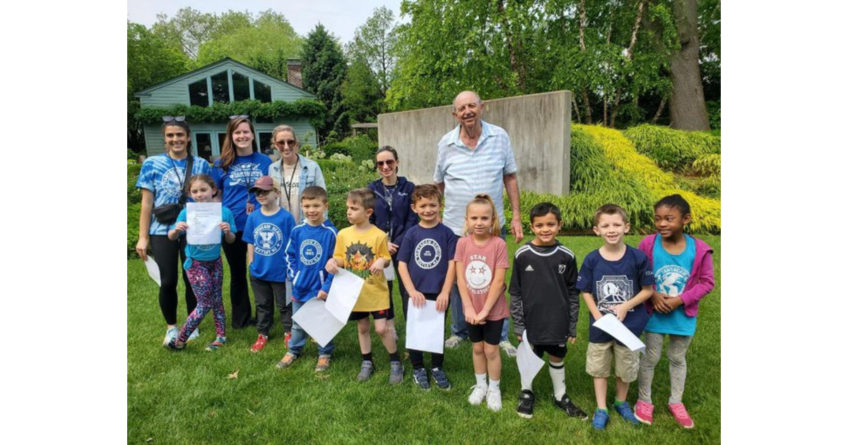 Nutley First Graders Take Special Tour of MountsierHardie Garden