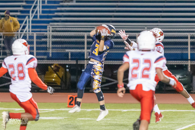 Football Franklin Warriors Win Big Over Plainfield In Central